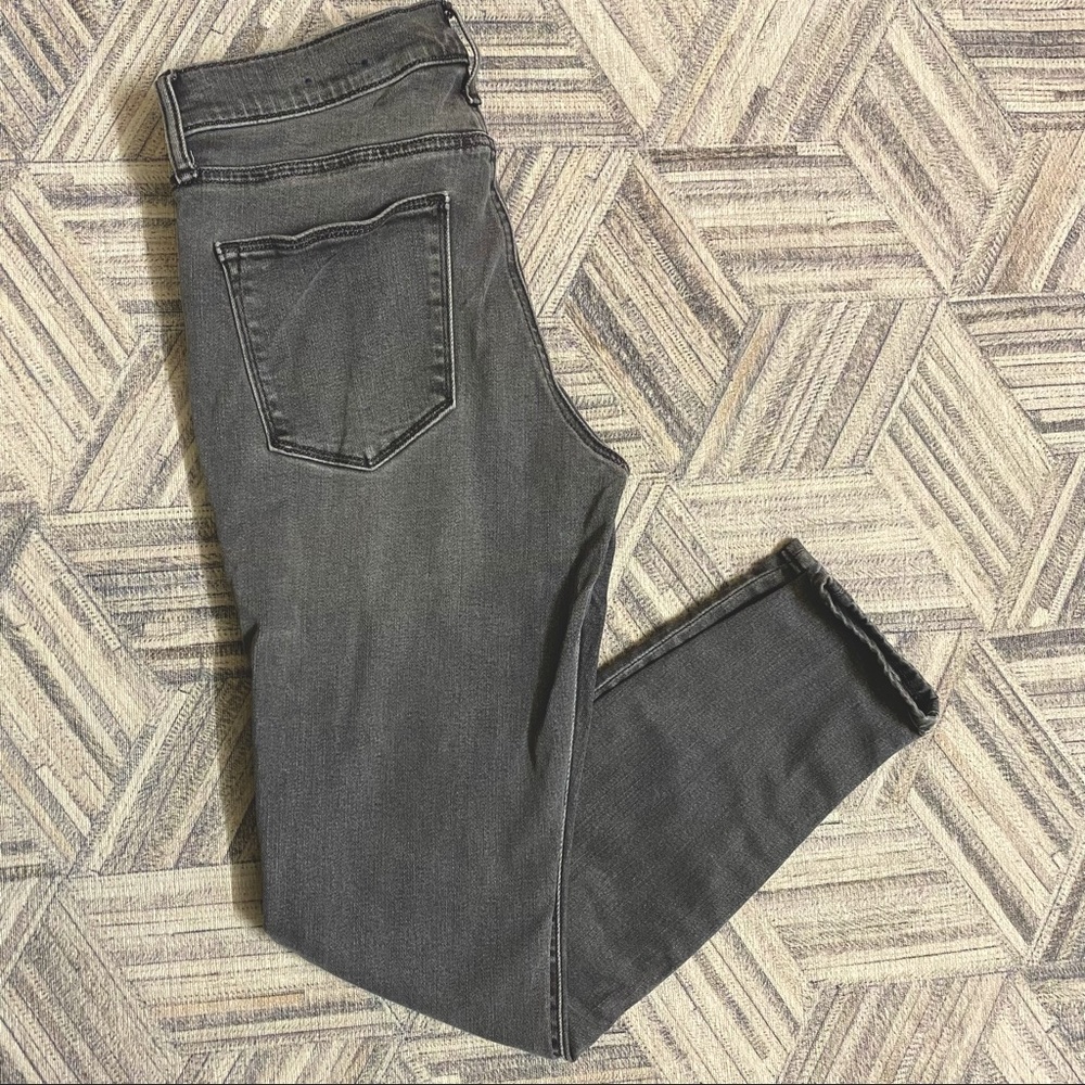 GAP | Mid-rise Grey True Skinny Skinny Jeans